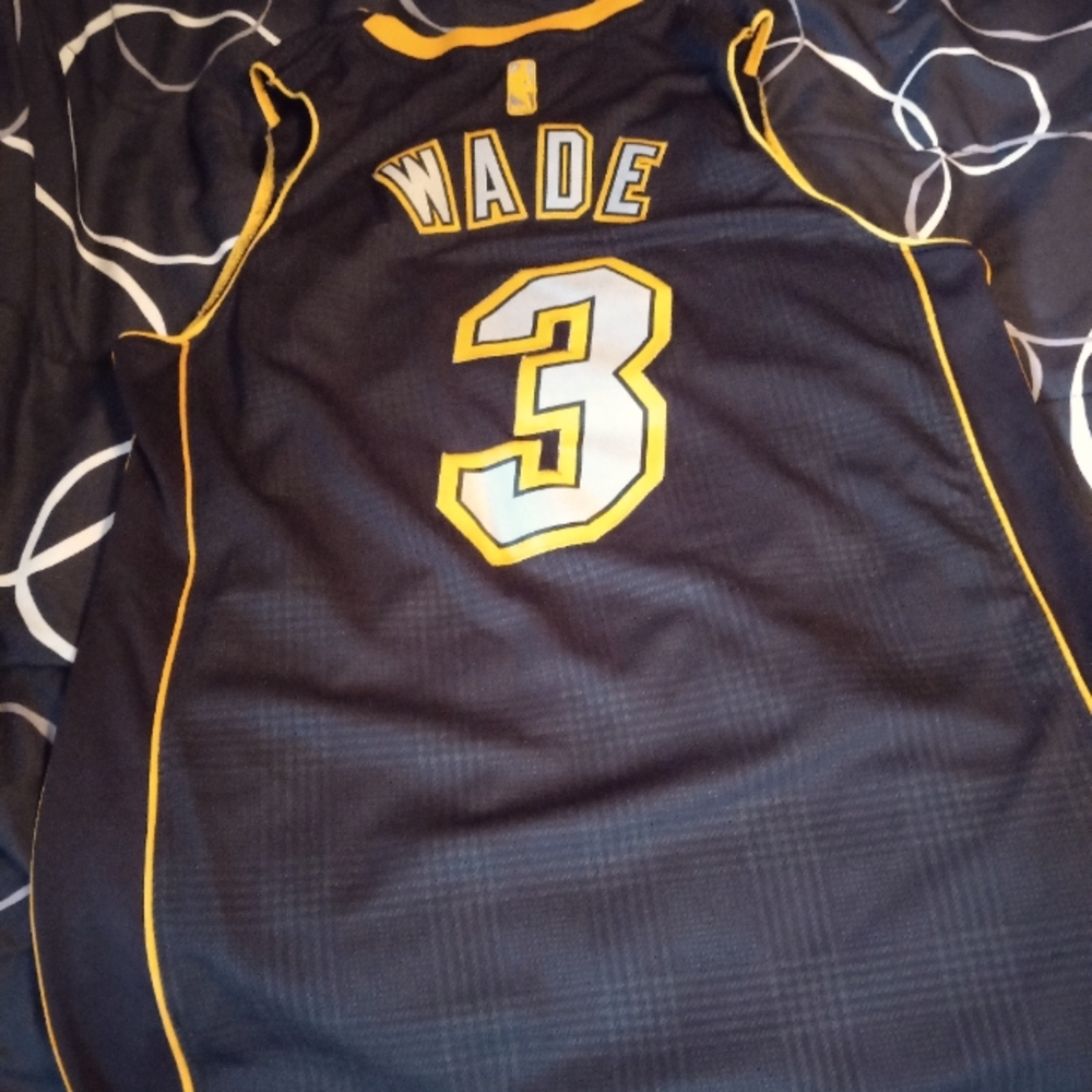Miami heat nuner 3 wade jersey